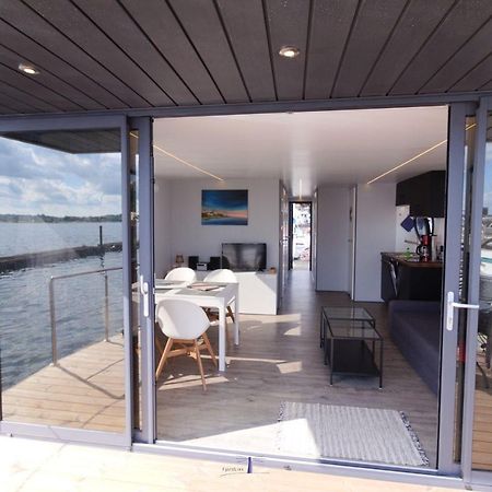 Hausboot Fjord Nordstern Mit Dachterrasse In Schleswig Hotel Luaran gambar