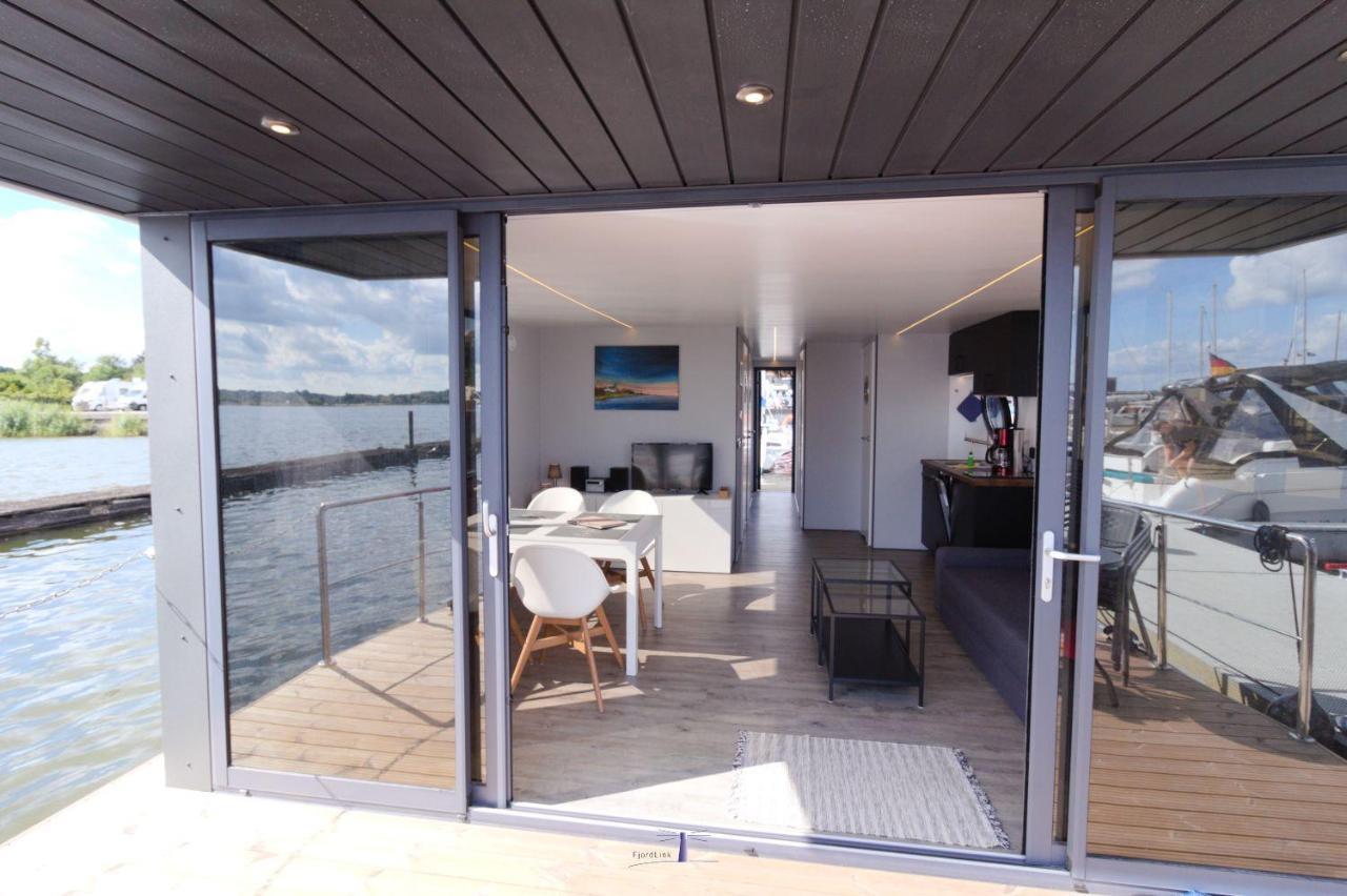 Hausboot Fjord Nordstern Mit Dachterrasse In Schleswig Hotel Luaran gambar